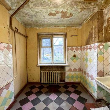 Продаж 2-к квартира, центр, вул. Рекорд, 1/4, можливо  по сертифікату