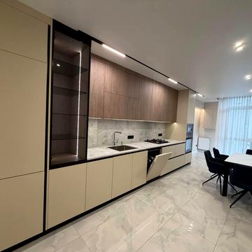 Бельведерська вул., 23