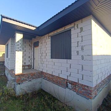 Недобудова зі своїм берегом район ринку