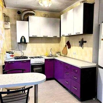 Оренда 3-кімнатної квартири по вул. Лихвинська Стінка (вул. Гамалія)