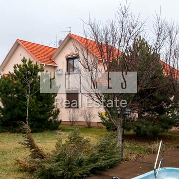 Тиханська вул.