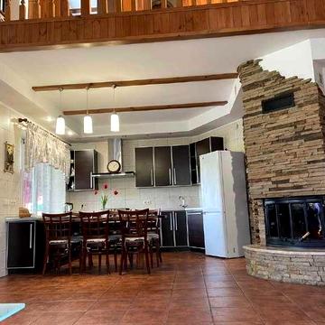 Сдается дом с.Партизанском  река, лес, 2 вида отопления .