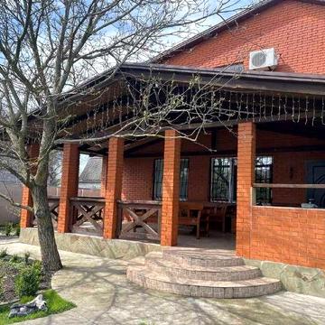 Сдается дом с.Партизанском  река, лес, 2 вида отопления .