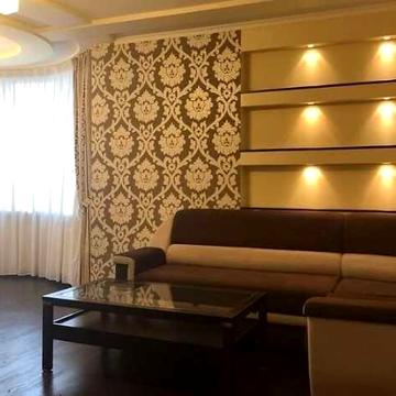 3-кімнатна квартира в Центрі • 102 м² • Якісний ремонт!