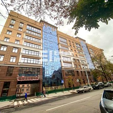 Диканівська вул., 1