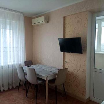 Перша сдача!!! Двокімнатна з ремонтом!!! Йорданська 1 !