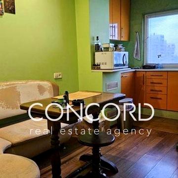 Академіка Возіанова вул. (Академіка Карпинського), 10