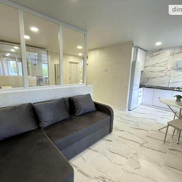 Довгострокова оренда 1к Квартира Високовольтна вулиця