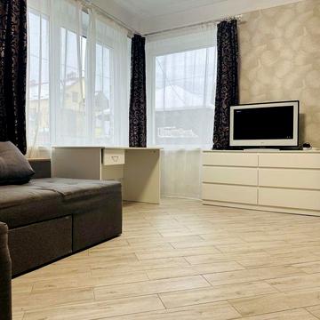 Оренда 1км квартири в особняку