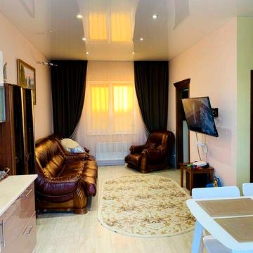 Продаю таунхаус з ремонтом та меблями поруч ліс. Район Стоянки.