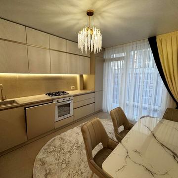 Юліана Пелеша вул., 5