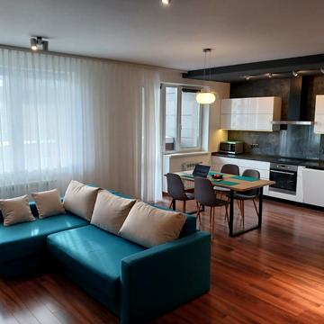 Патріарха Мстислава Скрипника вул., 40