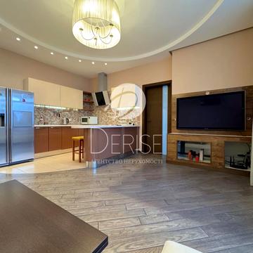 Старонаводницька вул., 13