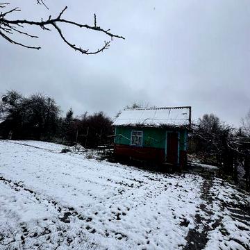 Дача ( земельна частина )