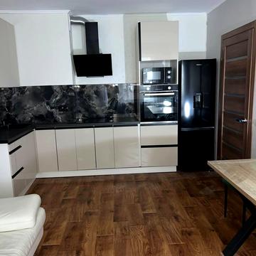 Коноплянська вул., 22-Б