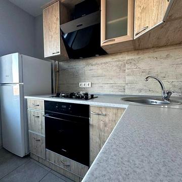 Продаж 1к Квартира Набережна Перемоги вулиця