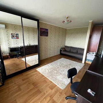 Здам 1 квартиру з ремонтом,район Одеської