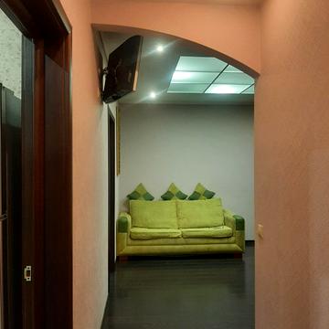 Голосіївська вул., 13