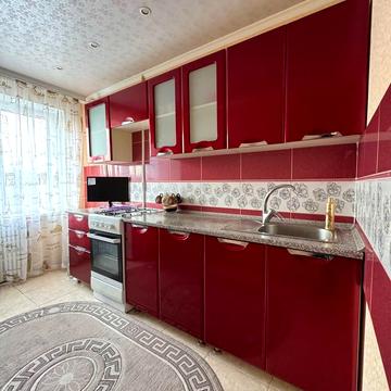 Штабний пров., 8