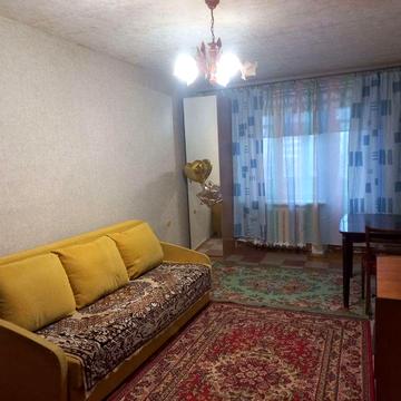 Сдам  квартиру в Центре.