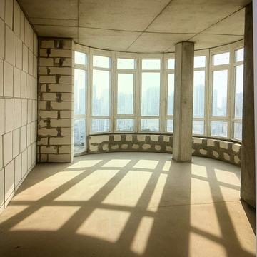 Сонячна вул., 4