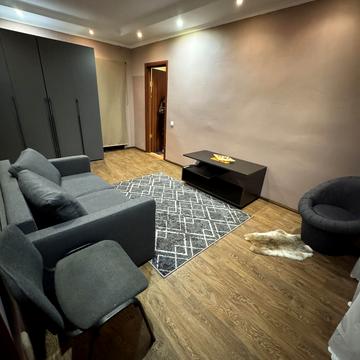 Мирна вул., 3-A