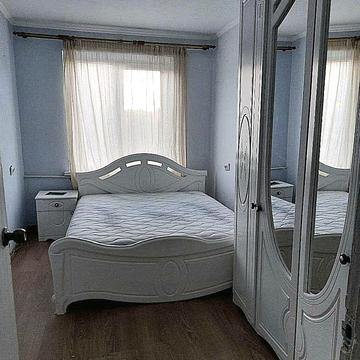 Василя Симоненка вул., 22