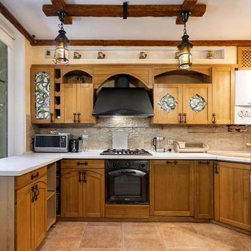 Дача Ковалевського вул., 93