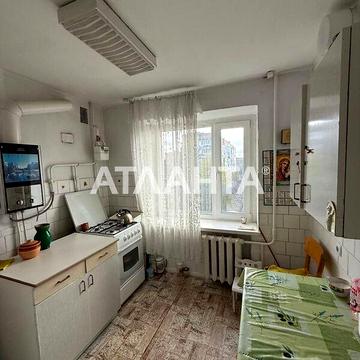 Довгострокова оренда 3к Квартира Соняшникова (Гладкова) вулиця