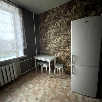 Незалежної України вул. (40 років Радянської України), 90