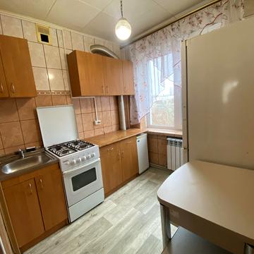 Леоніда Каденюка вул. (Пацаєва), 8 к4