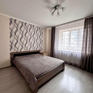 Андрія Мельника вул., 10