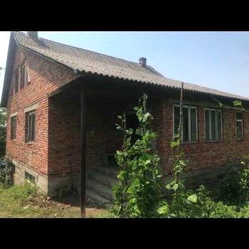 Продаєтяся будинок  у смт. Великий Бичків, вул. 8 березня, 18