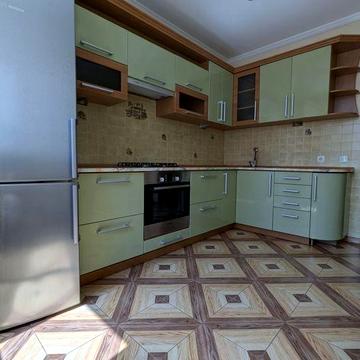 Оренда 2 кімн квартири по вул. Тролейбусна в Пасічній