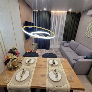 Всеволода Змієнка вул., 15/23