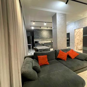 Відрадна вул., 13