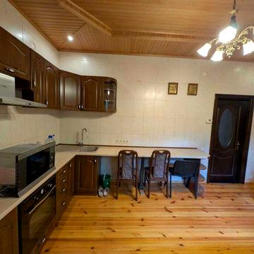 Оренда  БУДИНКУ !Зарядка для електромобіля!