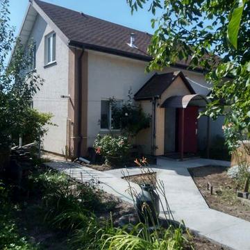 Продам дуплекс,будинок,с.Святопетрівське,Вишневе,Петрівське.