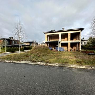 парковая, 12