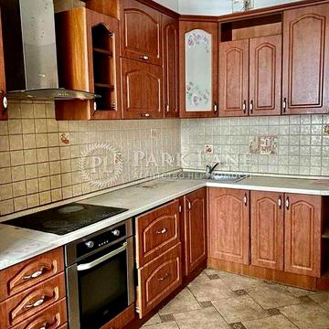 Продаж трикімнатної квартири поруч з метро Позняки Срібнокільська 3в