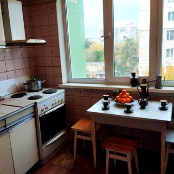 Продаж 3-кім   Автозаводська 39  Бережанська  Оболонський район