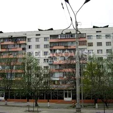 Продається 3кімн. квартира в Голосіївському р-ні ст.М"Васильківська"