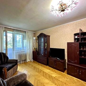 2 к вблизи центра