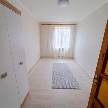 Перемоги вул., 11