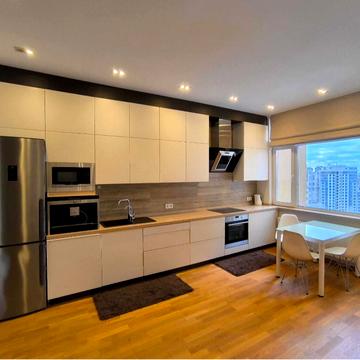 Євгена Коновальця вул. (Щорса), 36-Е