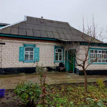 Продам будинок в с.Погреби