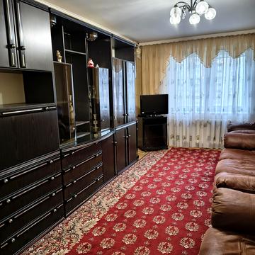 Володимира Івасюка просп. (Героїв Сталінграду), 14