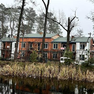 Варшавська вул.