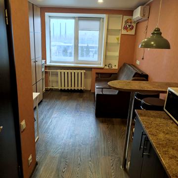 Богдана Хмельницького вул., 10