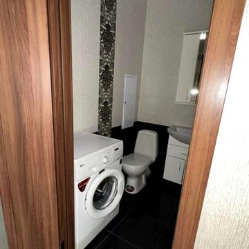 Добровольців вул. (Маршала Говорова), 5б